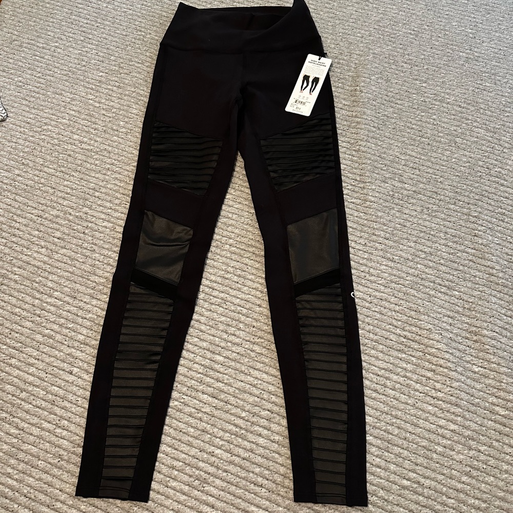Alo Moto Leggings